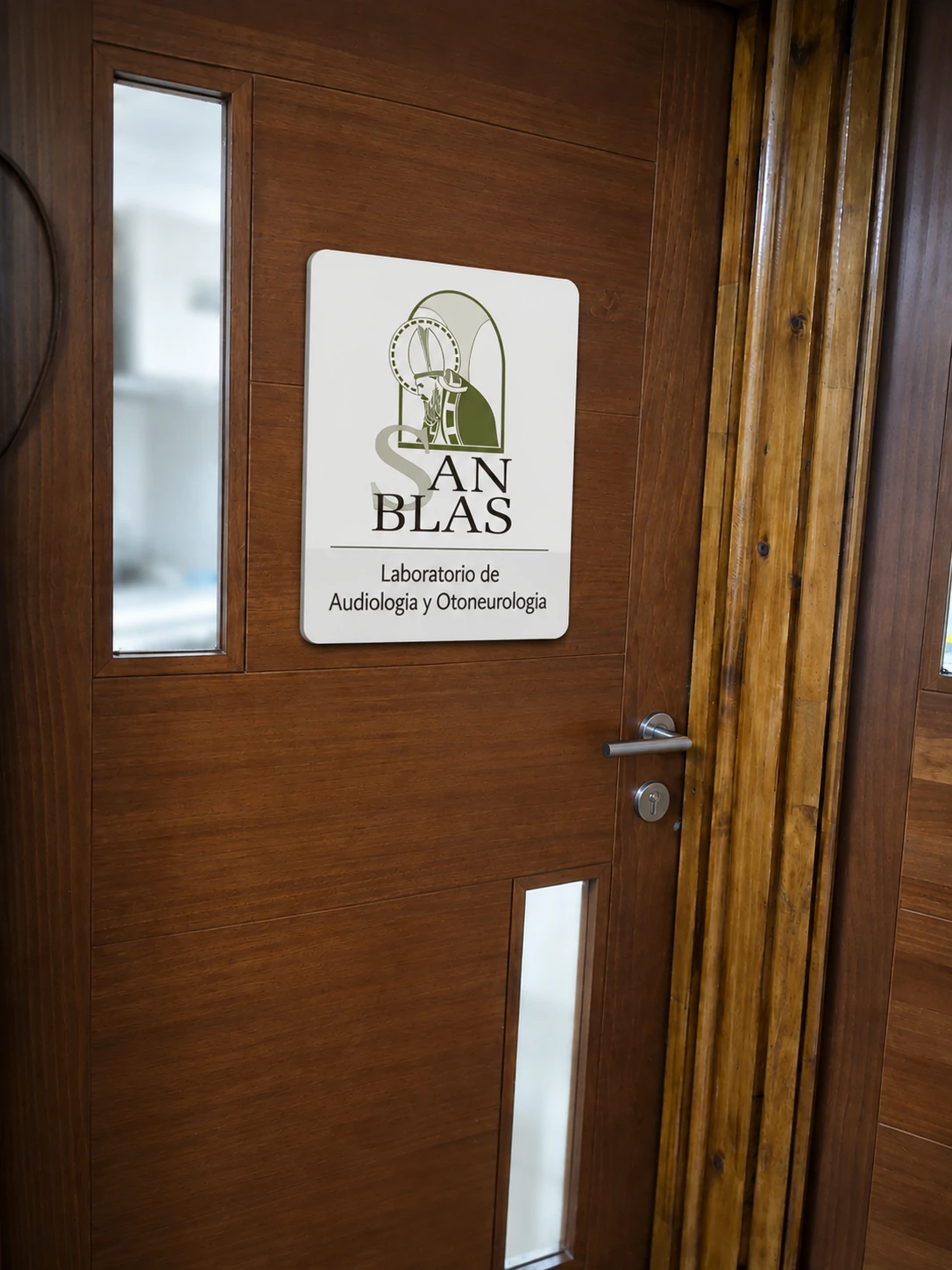 Acceso al laboratorio de ORL San Blas